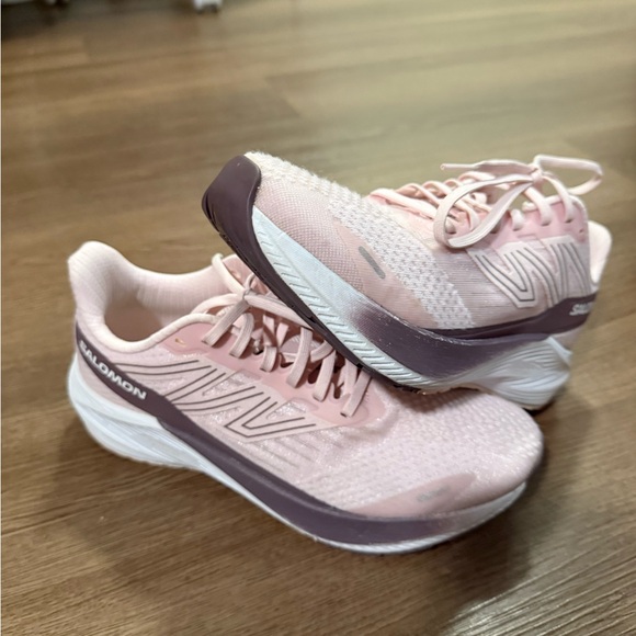 Salomon aero blaze Women's Light Pink Athletic Shoes - Picture 6 of 9